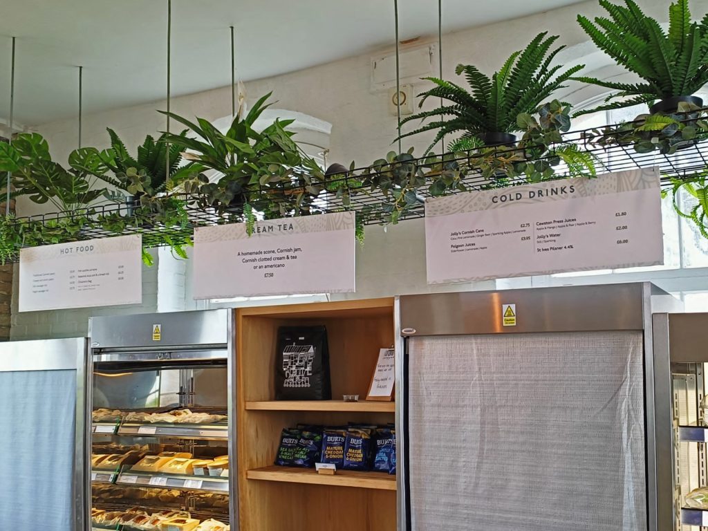 island-cafe-multidecks